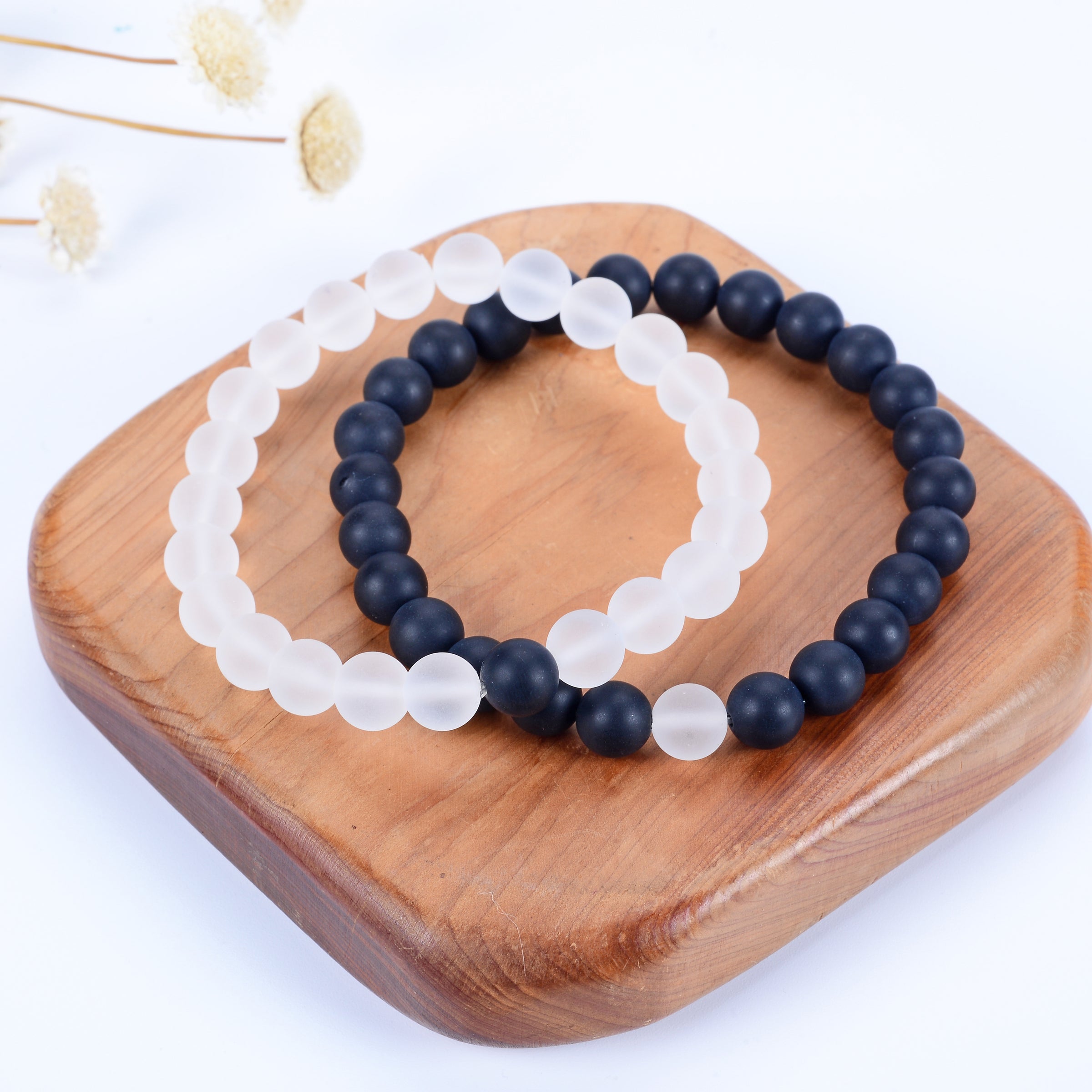 8mm Matted Mens Beaded Bracelets Agate Bracelet For Couples Black Colored  Weathered Stone In Green, Purple, Red, Blue Mix And Match Drop Delivery  From DHgarden DH7W3 From Dh_garden, $0.77
